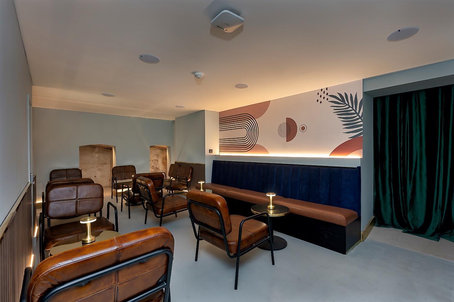 런던 D8 House 아파트 외부 사진