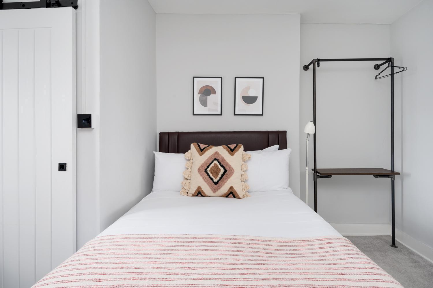 런던 D8 House 아파트 외부 사진